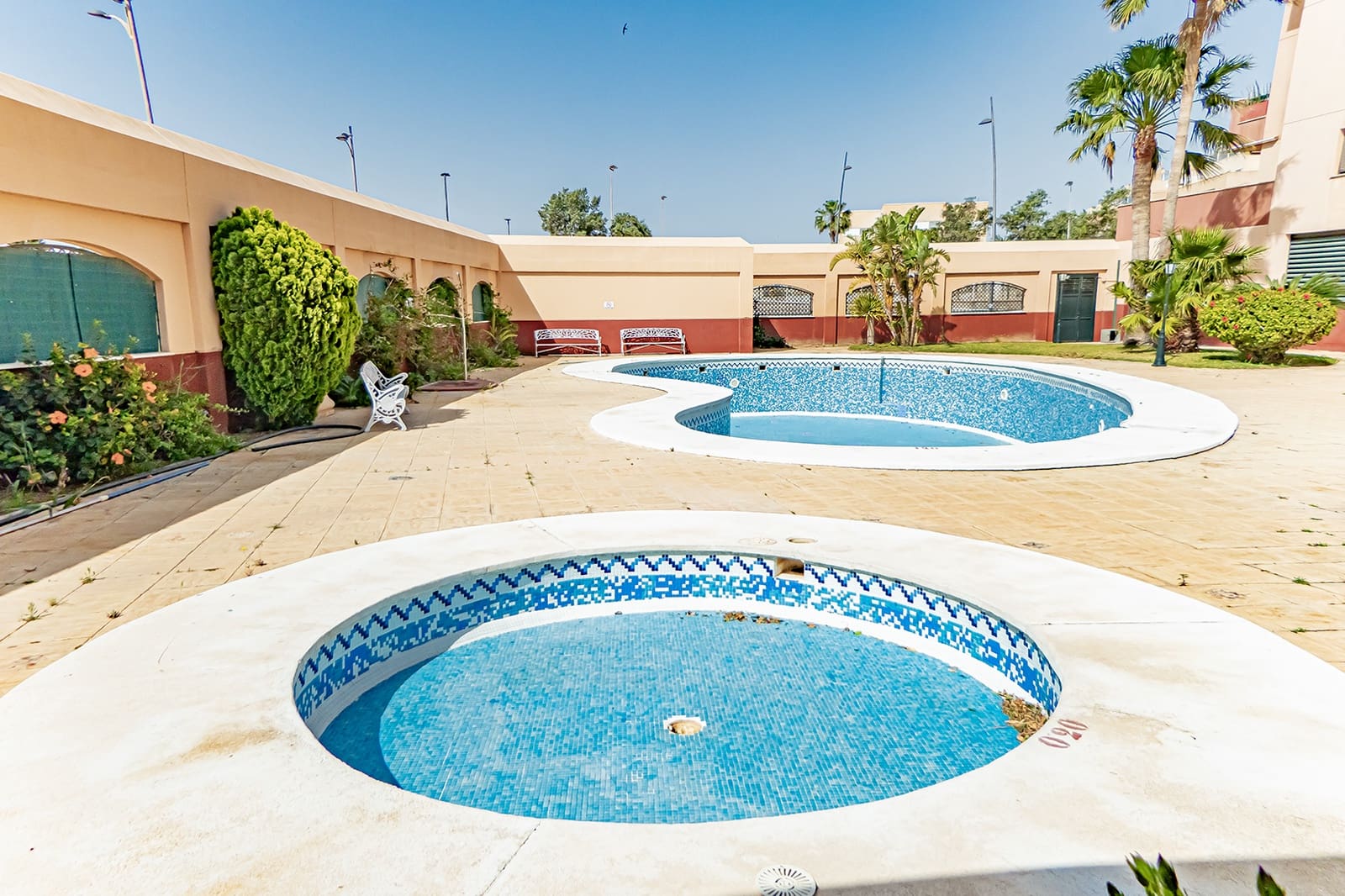 2 chambre Appartement à vendre à Roquetas de Mar avec piscine garage - 207 000 € (Ref: 8971019)