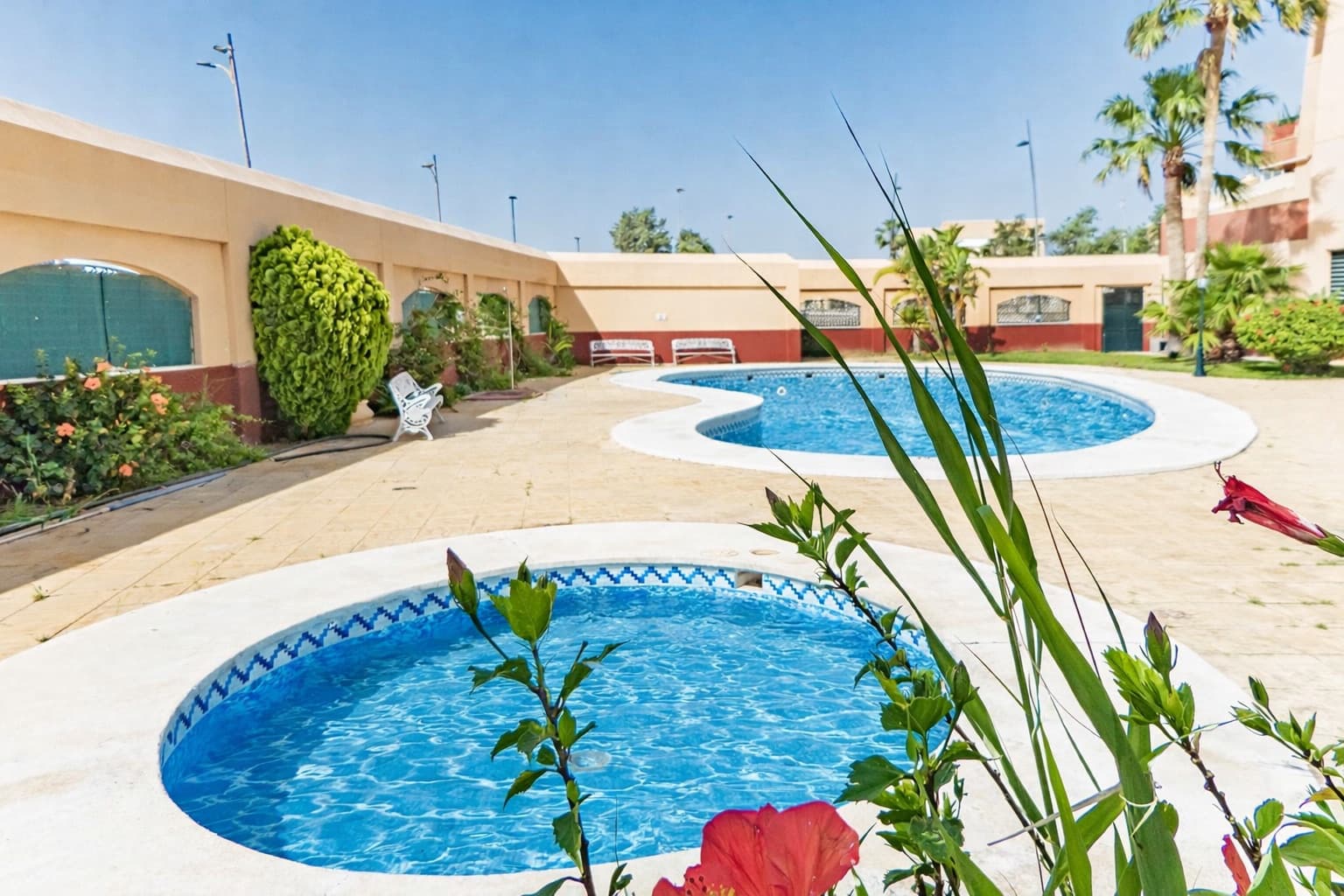 2 sovrum Lägenhet till salu i Roquetas de Mar med pool garage - 207 000 € (Ref: 8971019)