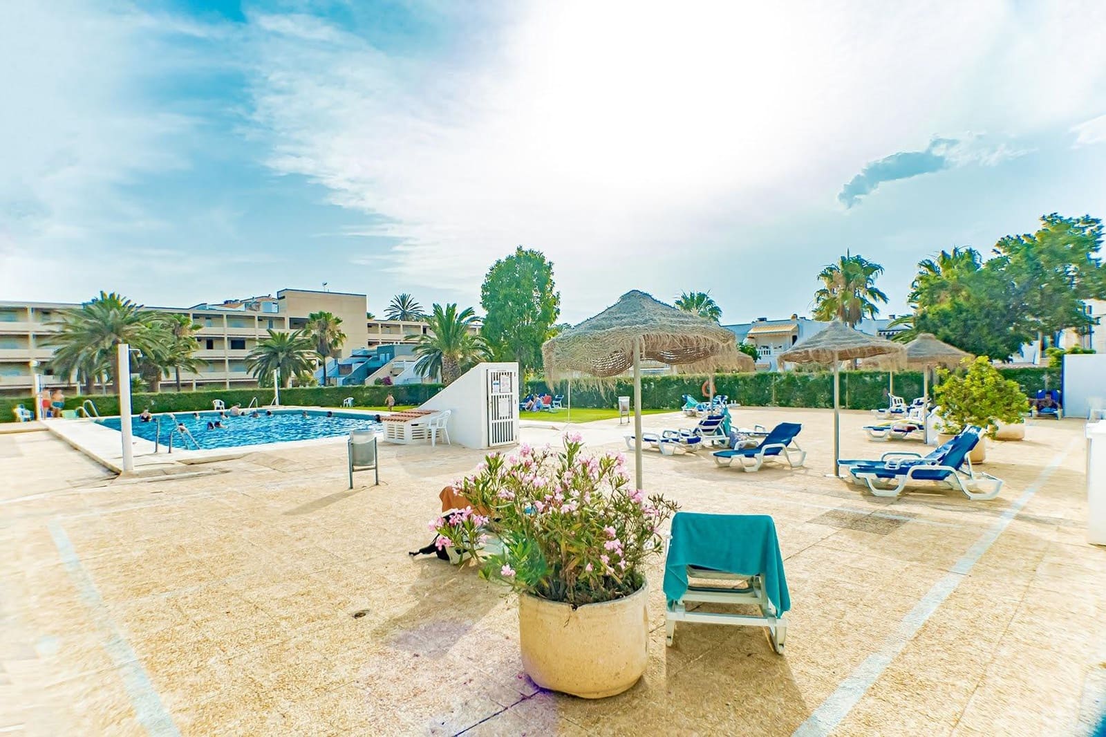 1 soveværelse Studio til salg i Roquetas de Mar med swimmingpool - € 106.500 (Ref: 9076710)