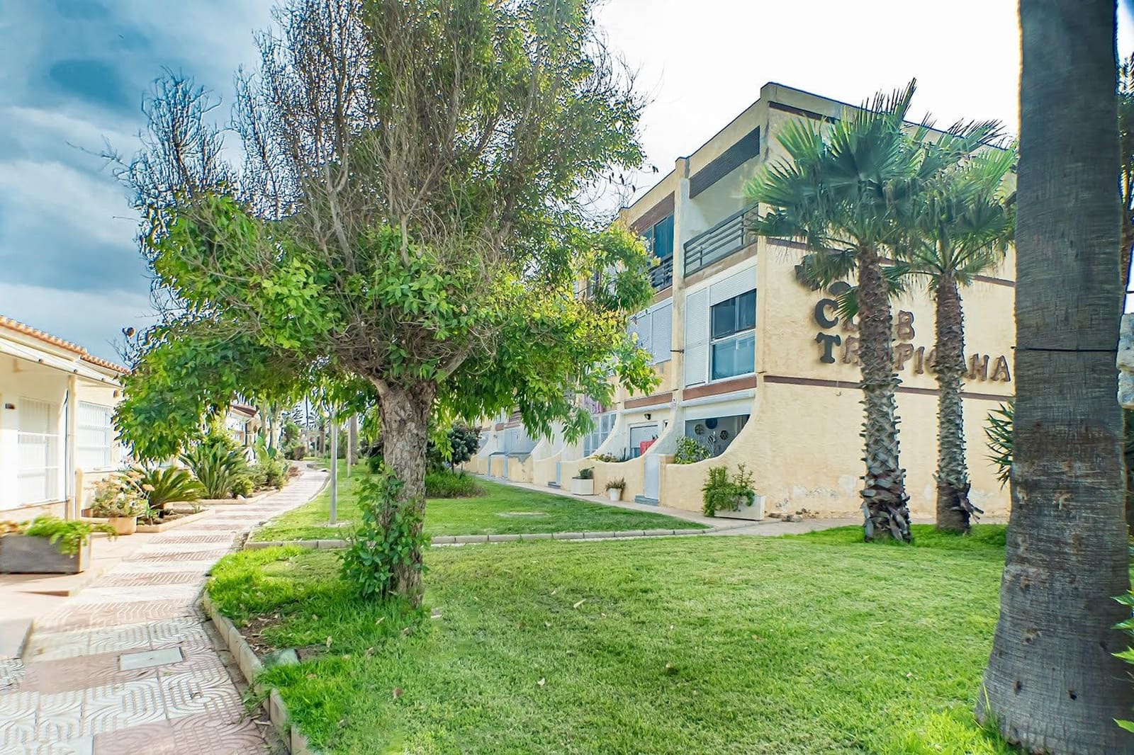 1 soveværelse Studio til salg i Roquetas de Mar med swimmingpool - € 106.500 (Ref: 9076710)