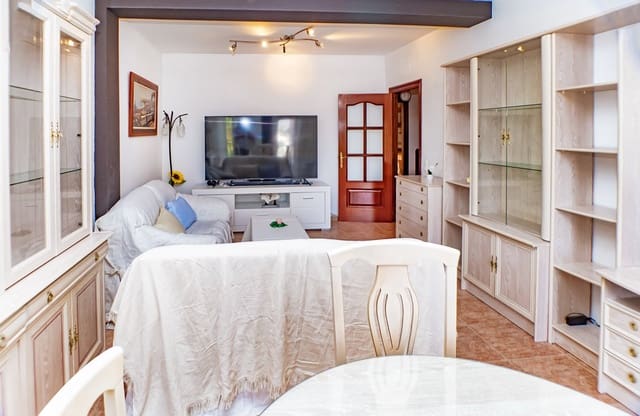 4 bedroom Townhouse for sale in Roquetas de Mar with garage - € 265,000 (Ref: 9082628)