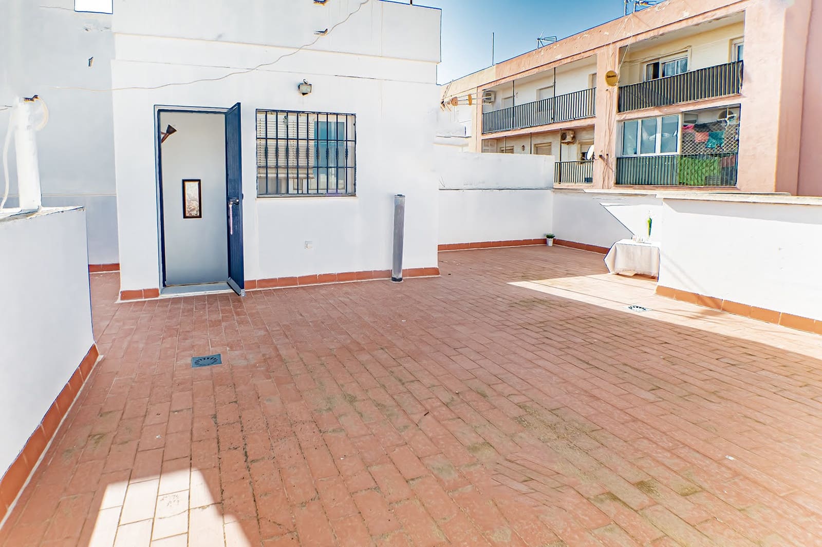 4 soveværelse Byhus til salg i Roquetas de Mar med garage - € 265.000 (Ref: 9082628)