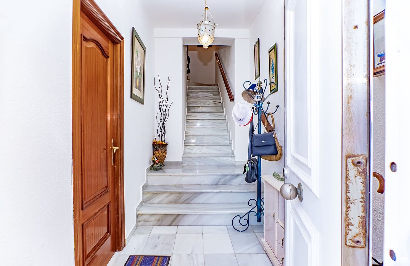 4 soveværelse Byhus til salg i Roquetas de Mar med garage - € 265.000 (Ref: 9082628)