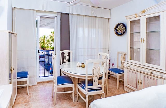 4 bedroom Townhouse for sale in Roquetas de Mar with garage - € 265,000 (Ref: 9082628)