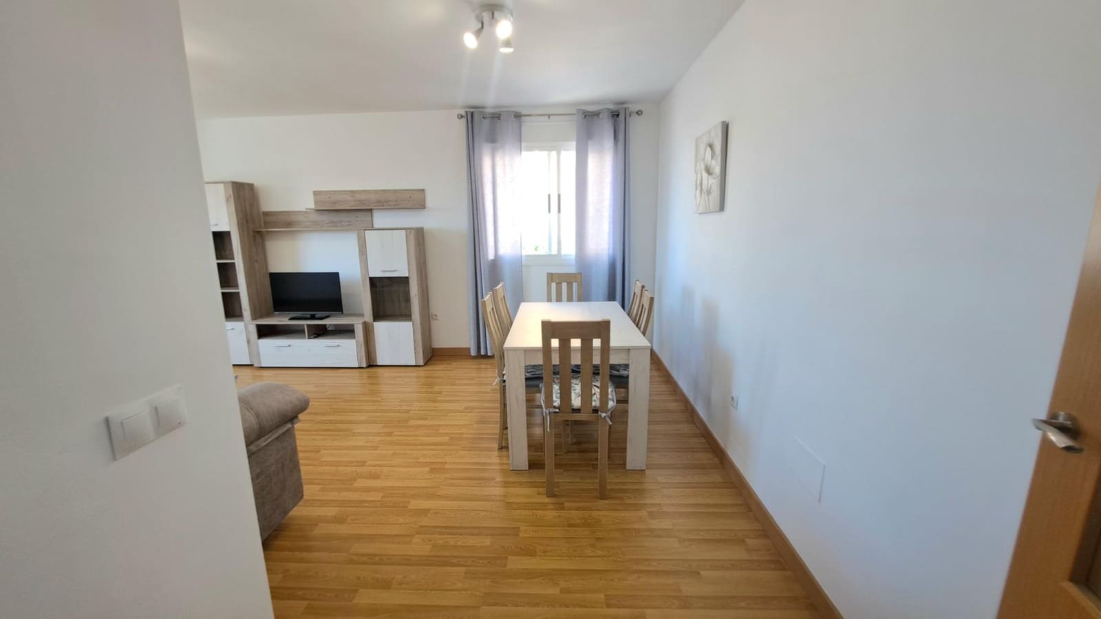 2 soveværelse Lejlighed til salg i Roquetas de Mar - € 85.500 (Ref: 9146078)