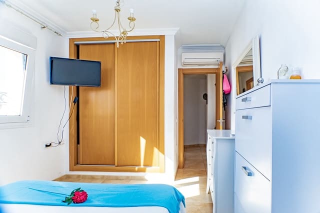 2 bedroom Flat for sale in El Parador de las Hortichuelas, Roquetas de Mar - € 166,500 (Ref: 9331244)