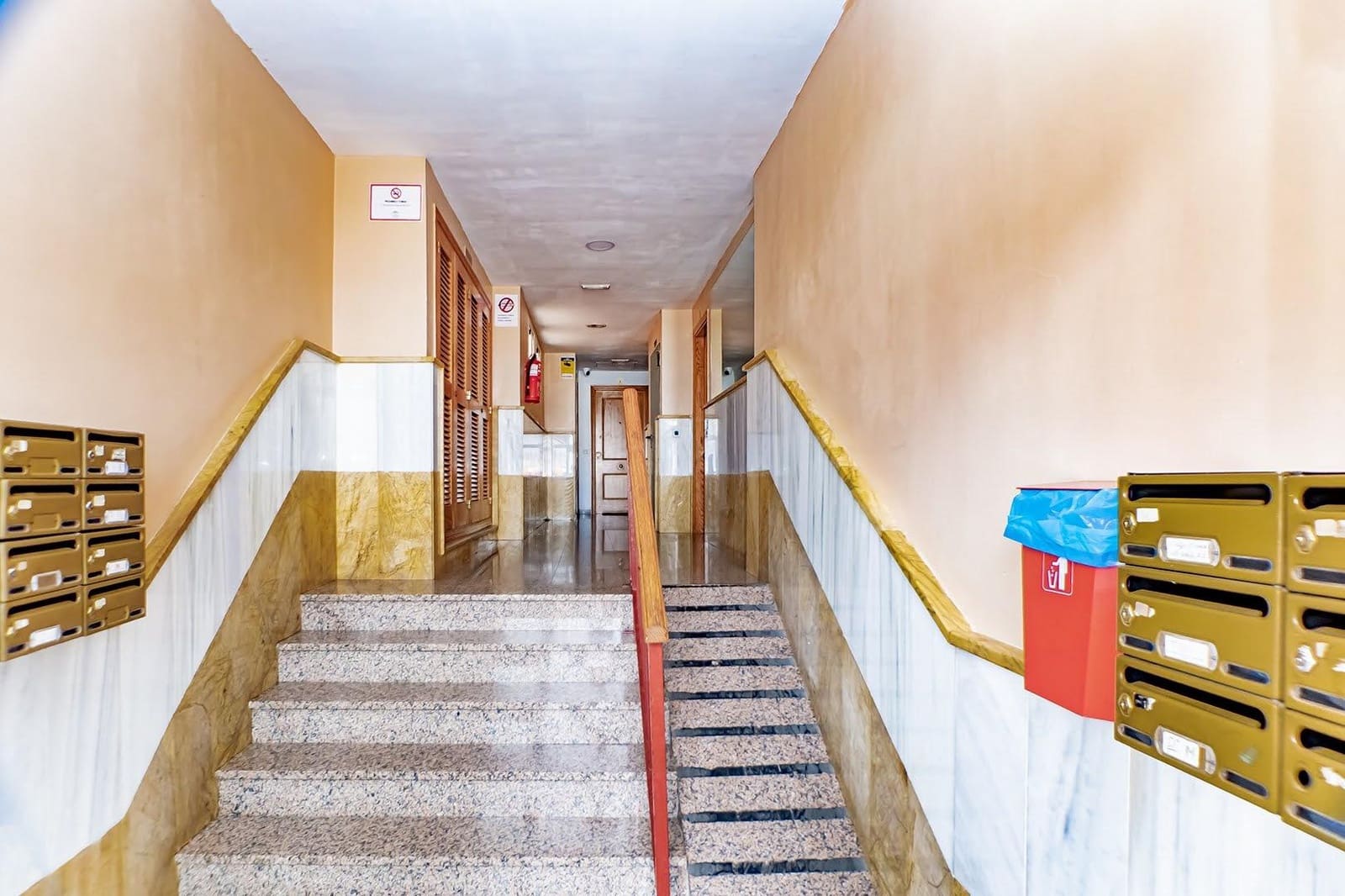 2 chambre Appartement à vendre à Roquetas de Mar avec garage - 89 500 € (Ref: 9398740)