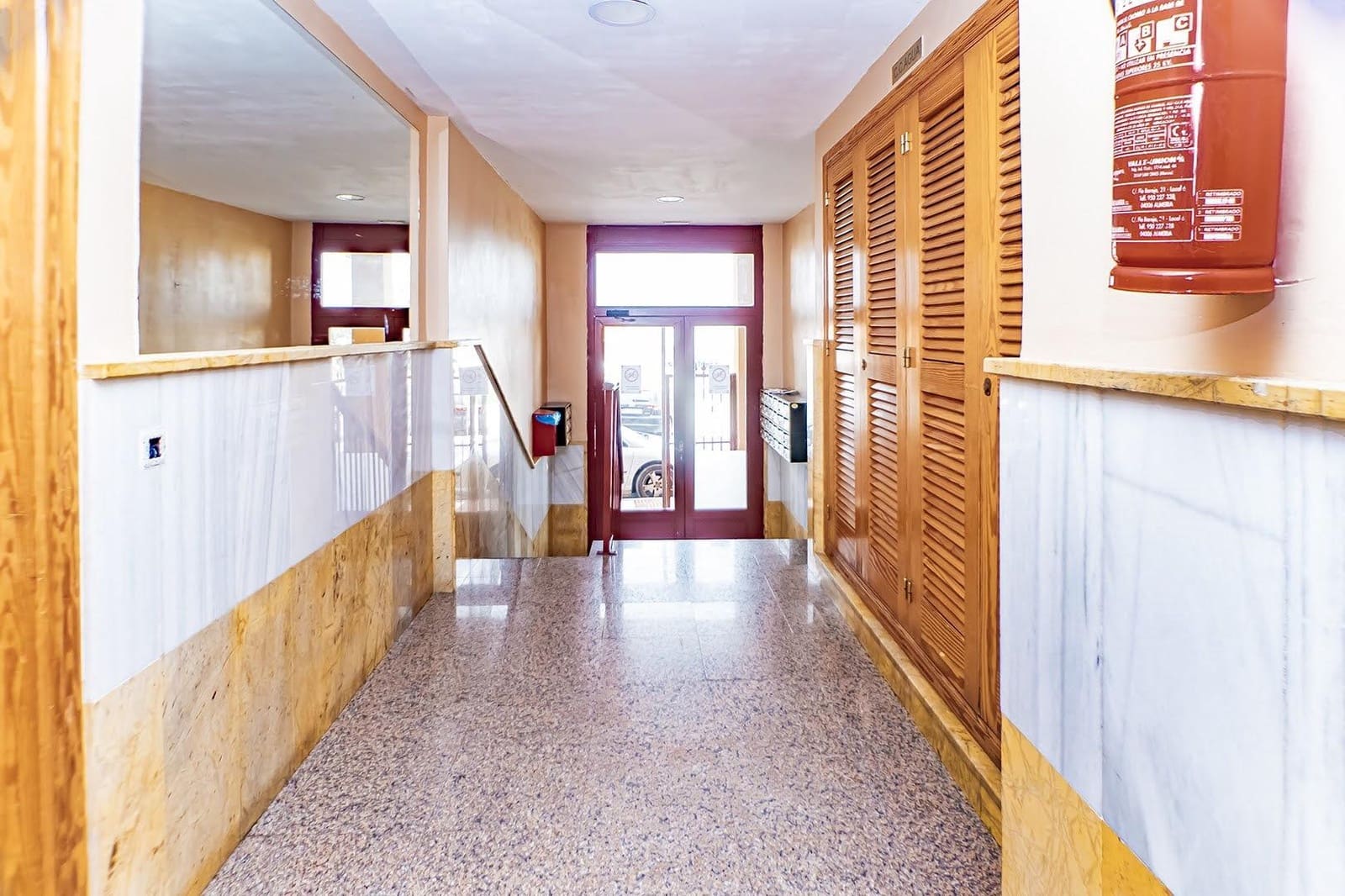 2 chambre Appartement à vendre à Roquetas de Mar avec garage - 89 500 € (Ref: 9398740)