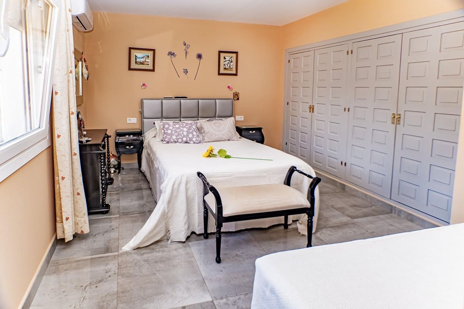 3 makuuhuone Huvila myytävänä paikassa Roquetas de Mar mukana uima-altaan 
autotalli - 587 000 € (Ref: 9414568)