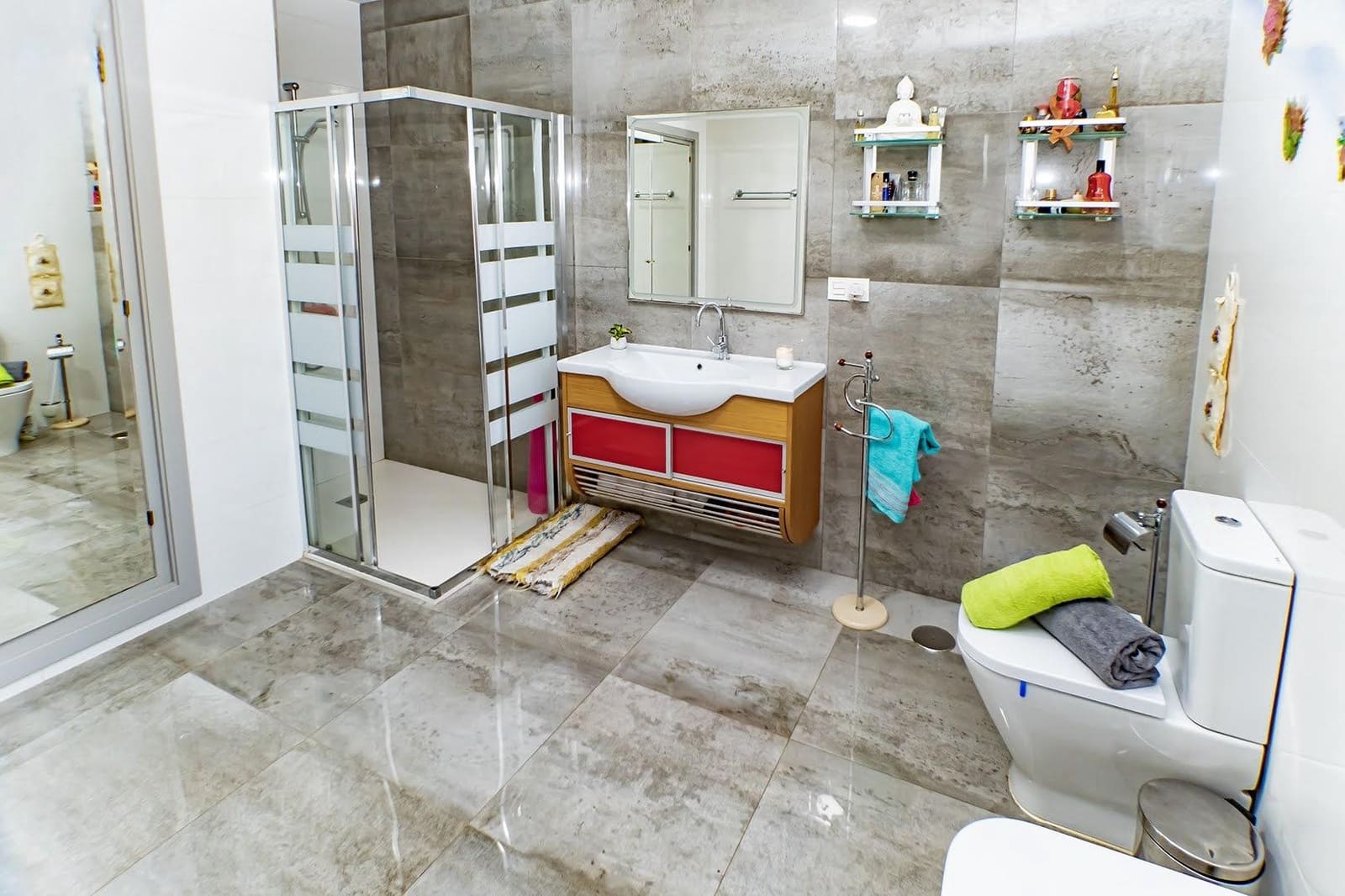 3 makuuhuone Huvila myytävänä paikassa Roquetas de Mar mukana uima-altaan 
autotalli - 587 000 € (Ref: 9414568)