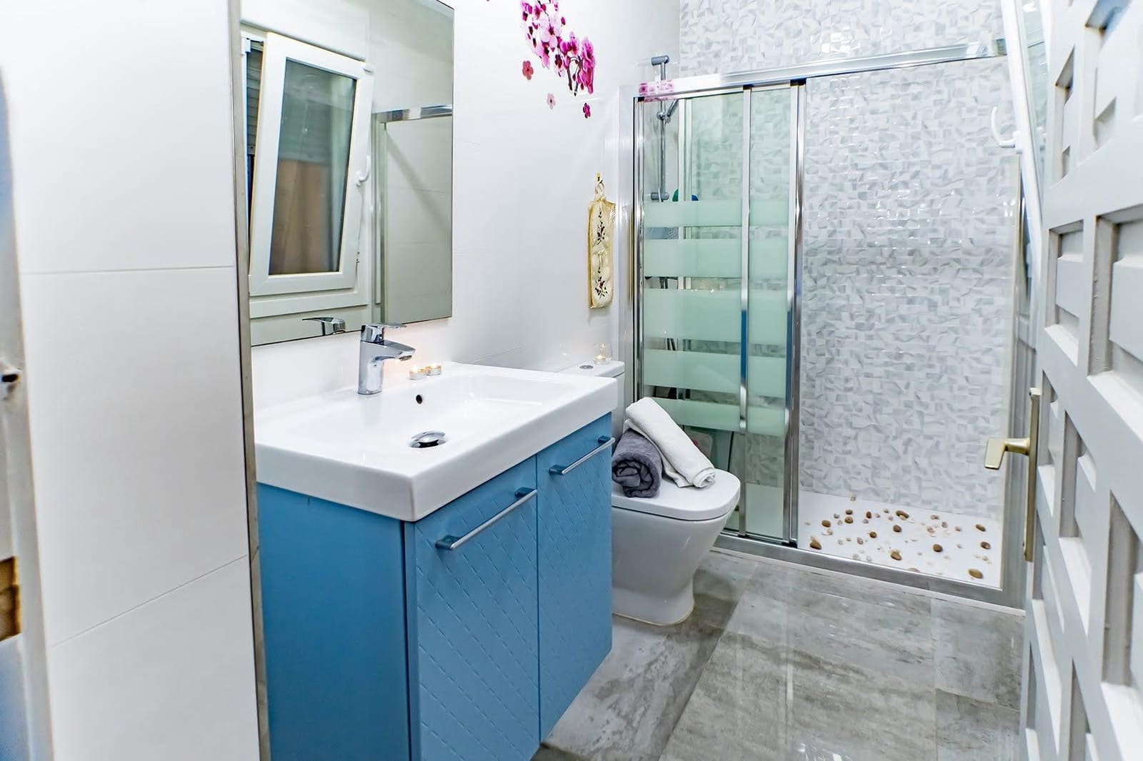 3 makuuhuone Huvila myytävänä paikassa Roquetas de Mar mukana uima-altaan 
autotalli - 587 000 € (Ref: 9414568)