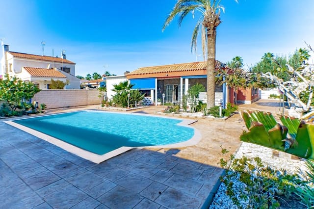 3 makuuhuone Huvila myytävänä paikassa Roquetas de Mar mukana uima-altaan 
autotalli - 587 000 € (Ref: 9414568)