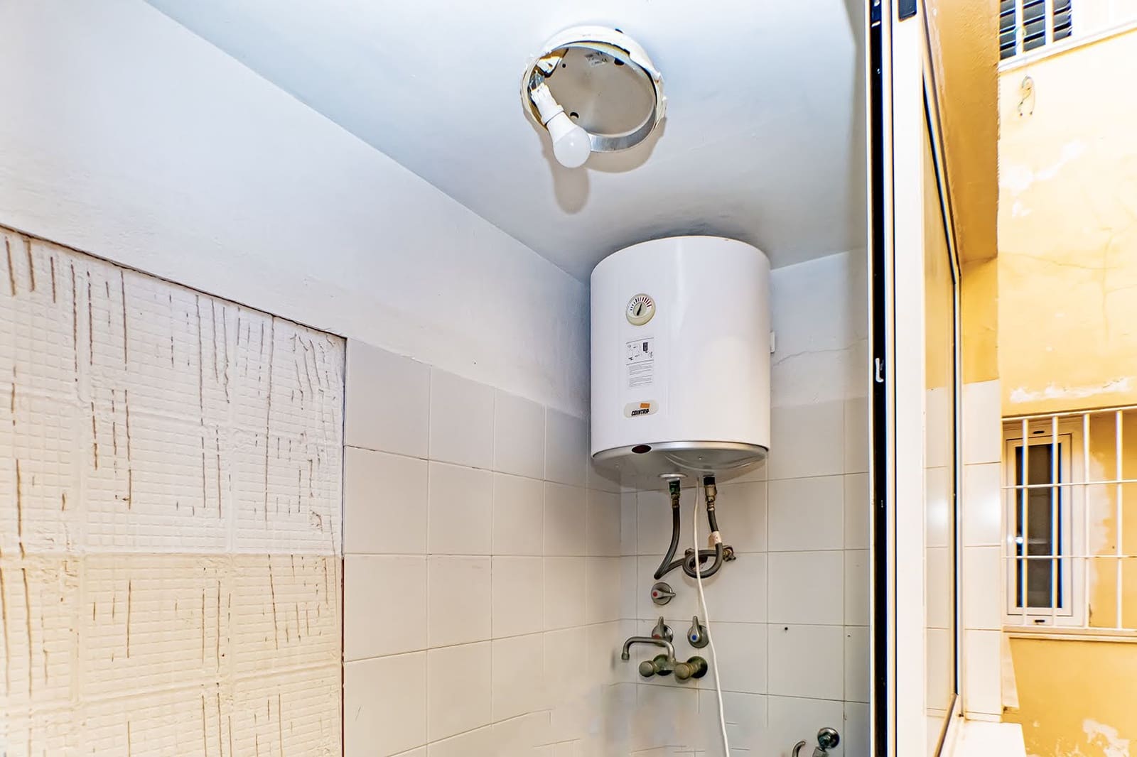 3 bedroom Townhouse for sale in Roquetas de Mar with garage - € 98,000 (Ref: 9453462)