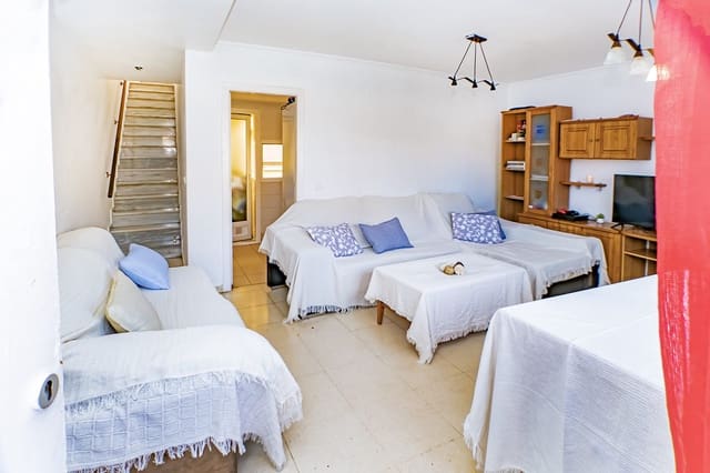 3 bedroom Townhouse for sale in Roquetas de Mar with garage - € 98,000 (Ref: 9453462)