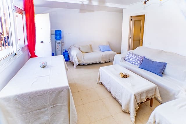 3 bedroom Townhouse for sale in Roquetas de Mar with garage - € 98,000 (Ref: 9453462)