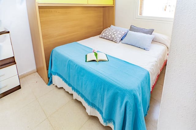 3 bedroom Townhouse for sale in Roquetas de Mar with garage - € 98,000 (Ref: 9453462)