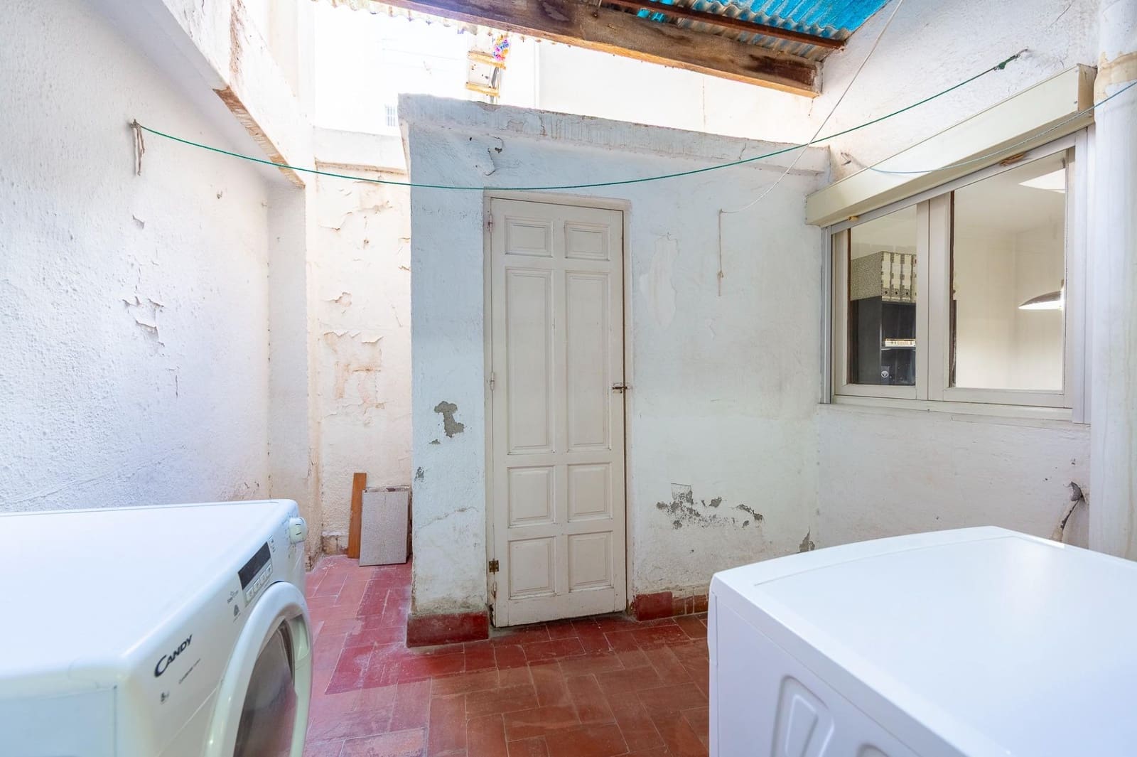 4 slaapkamer Flat te koop in Almeria stad - € 257.000 (Ref: 9479298)