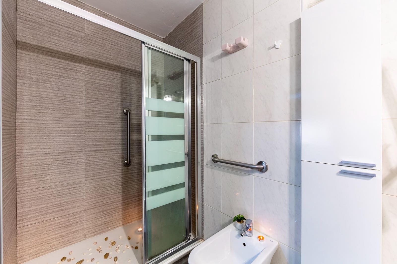 4 slaapkamer Flat te koop in Almeria stad - € 257.000 (Ref: 9479298)