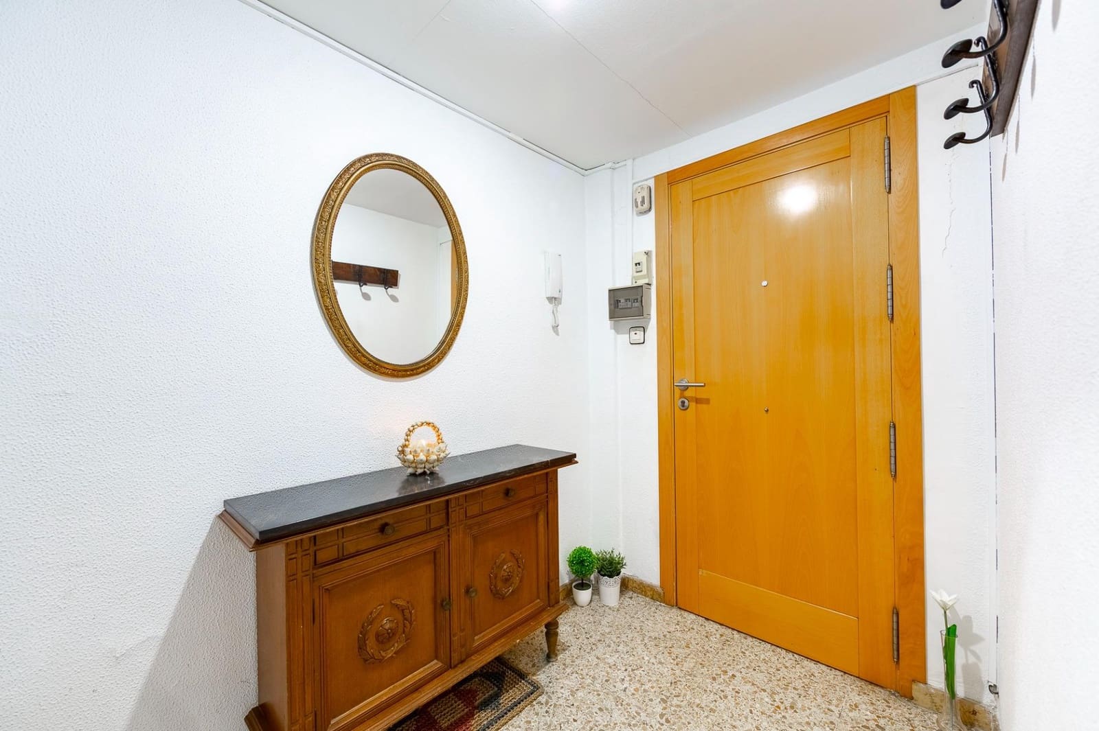 4 slaapkamer Flat te koop in Almeria stad - € 257.000 (Ref: 9479298)