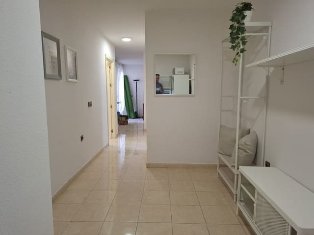 Piso de 1 habitación en Vícar en alquiler - 625 € (Ref: 9618058)