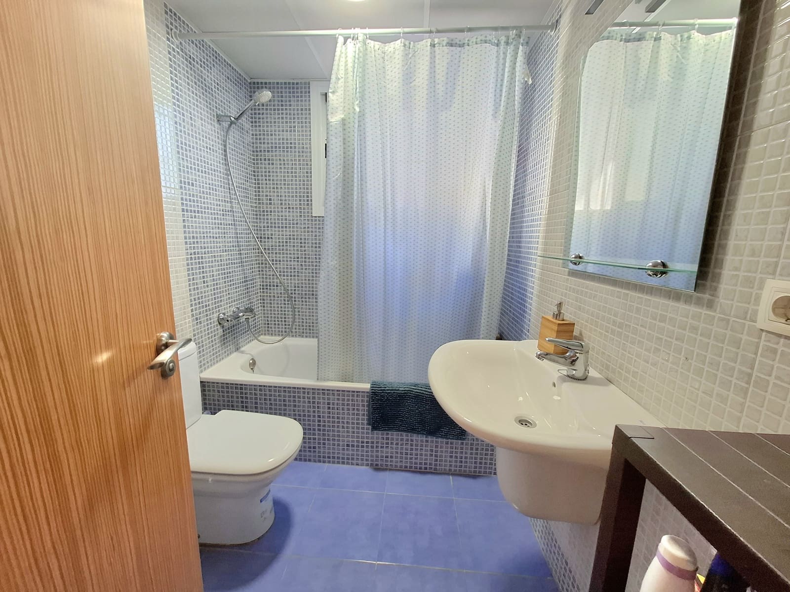 Piso de 2 habitaciones en Roquetas de Mar en alquiler con garaje - 629 € (Ref: 9627946)