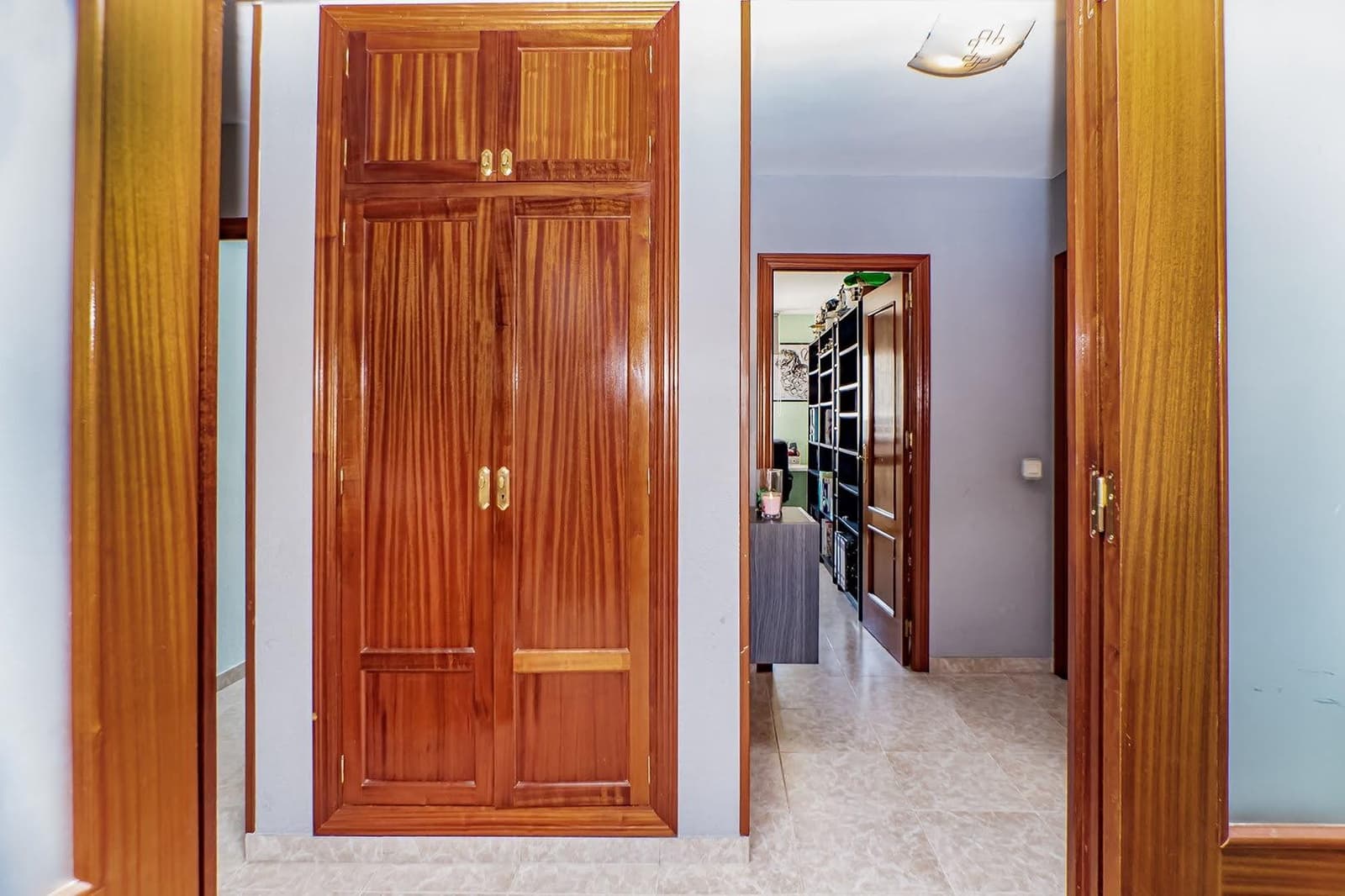 3 bedroom Flat for sale in Almeria city - € 119,500 (Ref: 9691600)