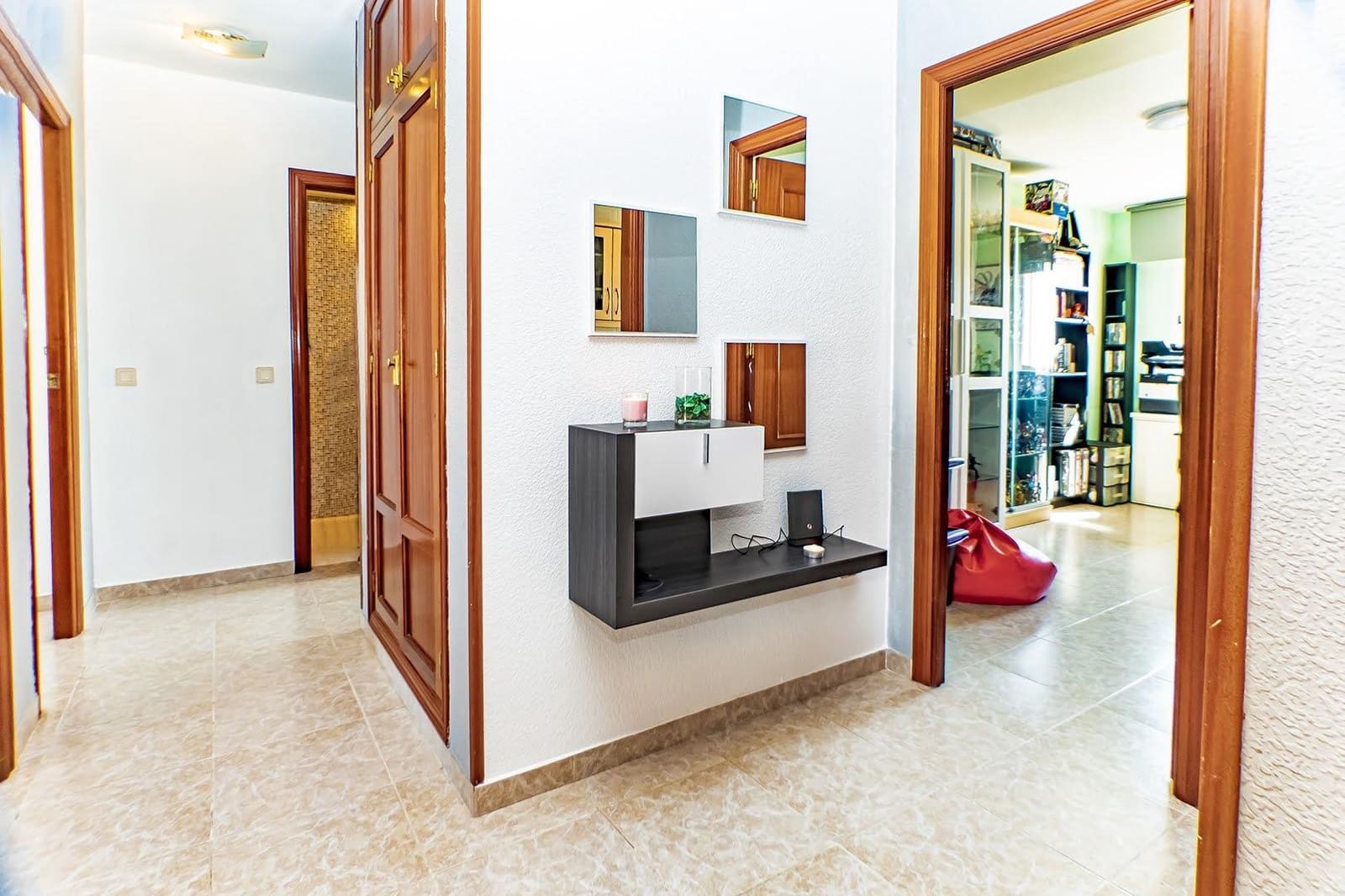 3 bedroom Flat for sale in Almeria city - € 119,500 (Ref: 9691600)