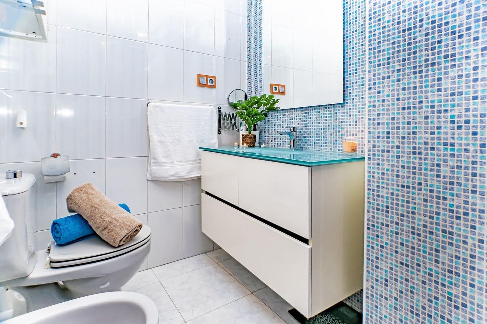 3 bedroom Flat for sale in Almeria city - € 119,500 (Ref: 9691600)