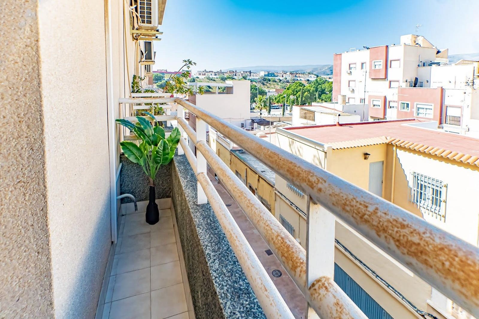 3 bedroom Flat for sale in Almeria city - € 119,500 (Ref: 9691600)