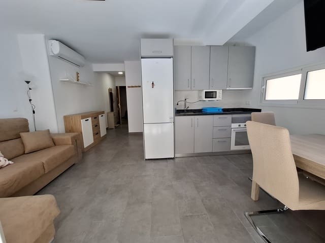 2 sypialnia Mieszkanie do wynajęcia w Ciudad Jardín - Tagarete - El Zapillo, Miasto Almería - 830 € (Ref: 9784462)