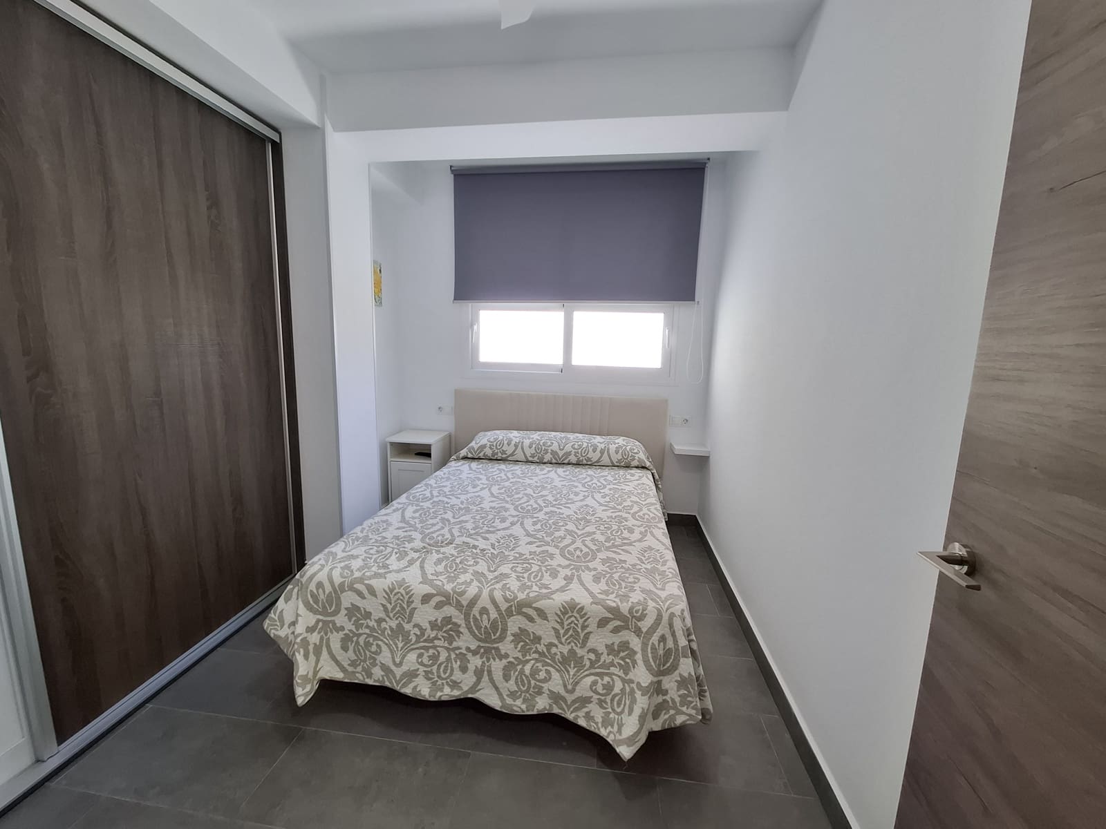 2 bedroom Flat for rent in Almeria city - € 830 (Ref: 9784462)