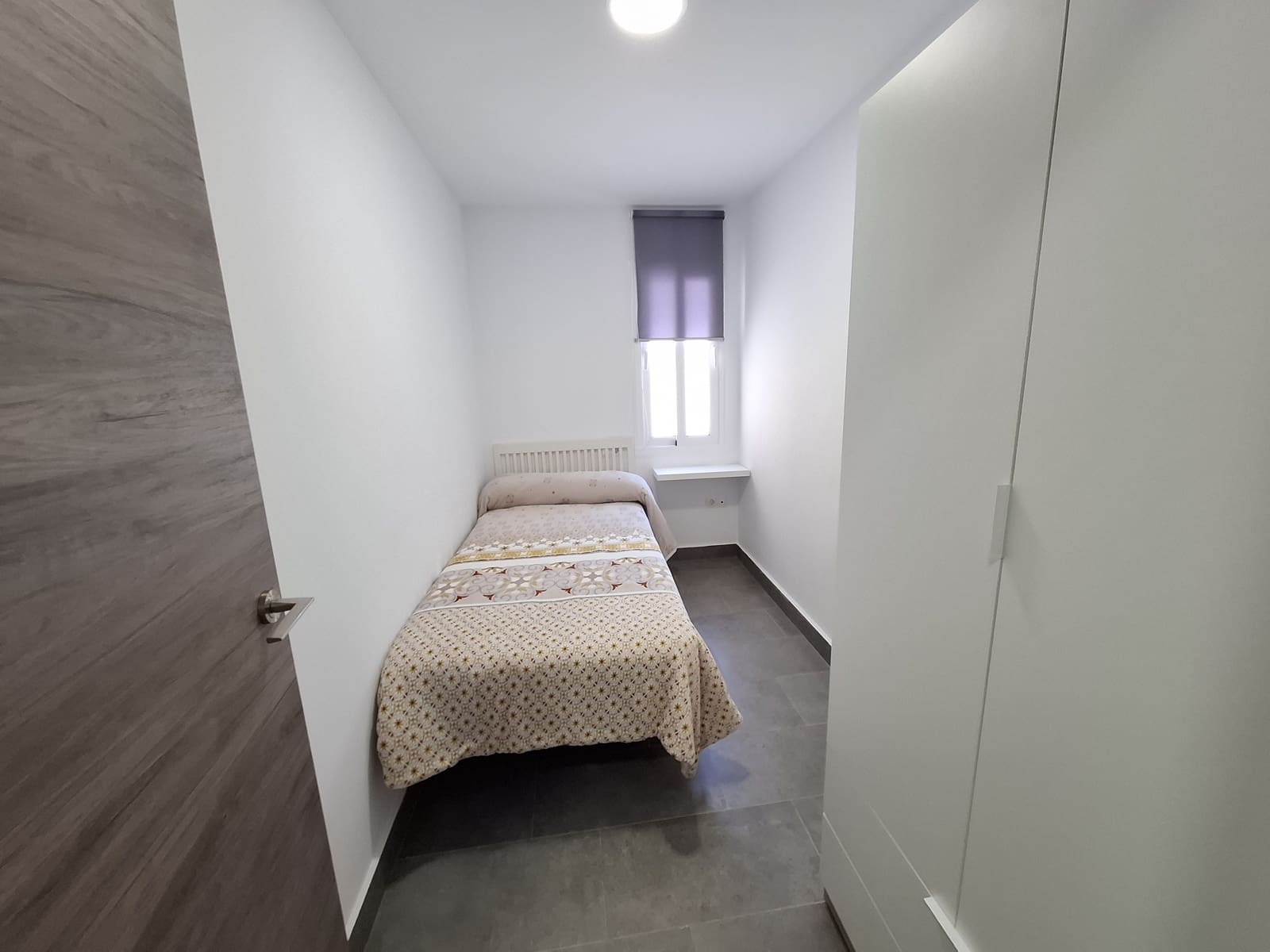 2 bedroom Flat for rent in Almeria city - € 830 (Ref: 9784462)