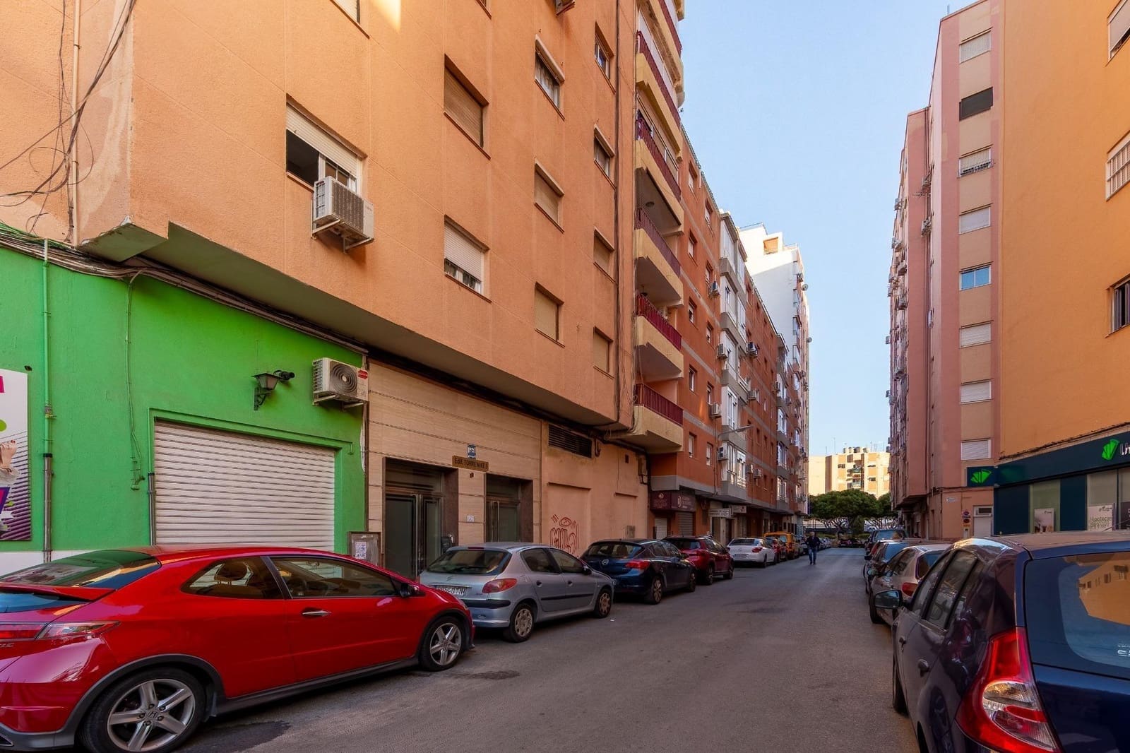 3 soveværelse Lejlighed til leje i Almeria by - € 975 (Ref: 9889239)