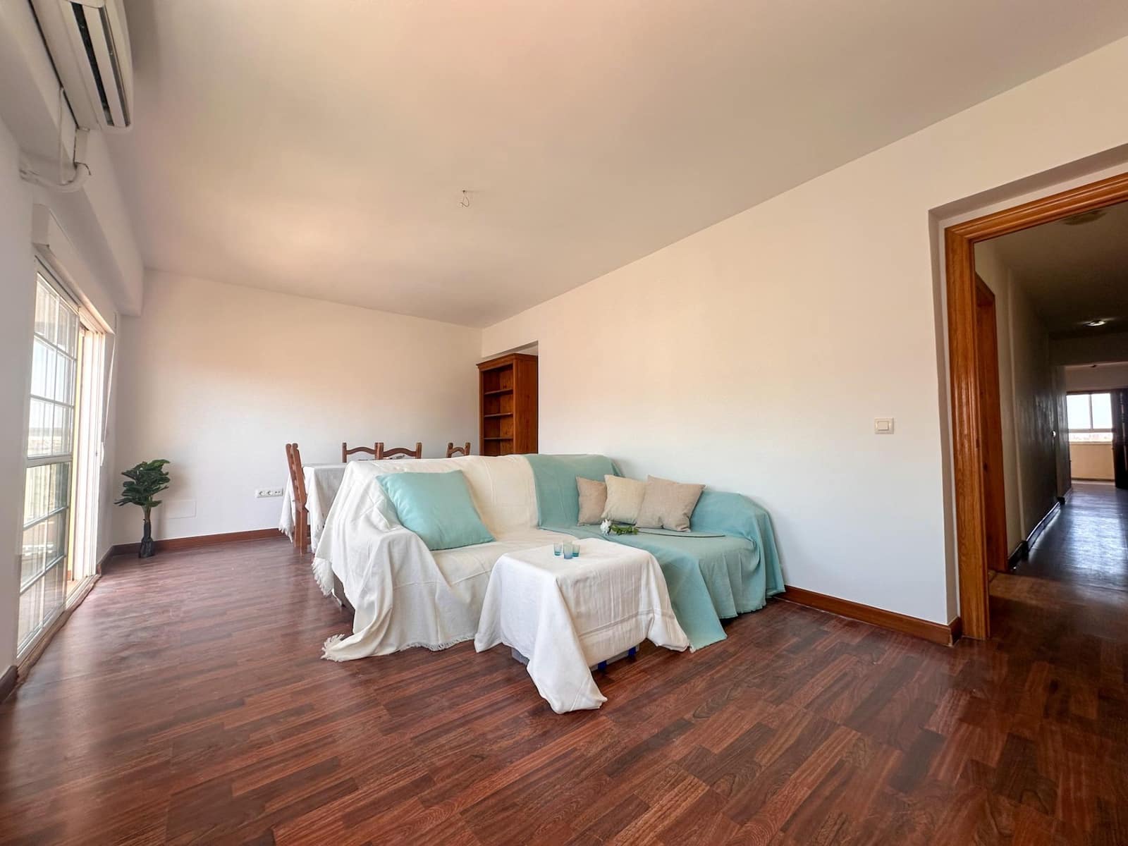 3 bedroom Flat for sale in Almeria city - € 243,500 (Ref: 9897330)