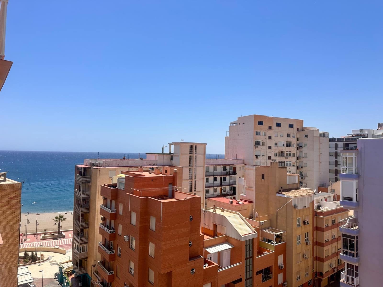 3 bedroom Flat for sale in Almeria city - € 243,500 (Ref: 9897330)