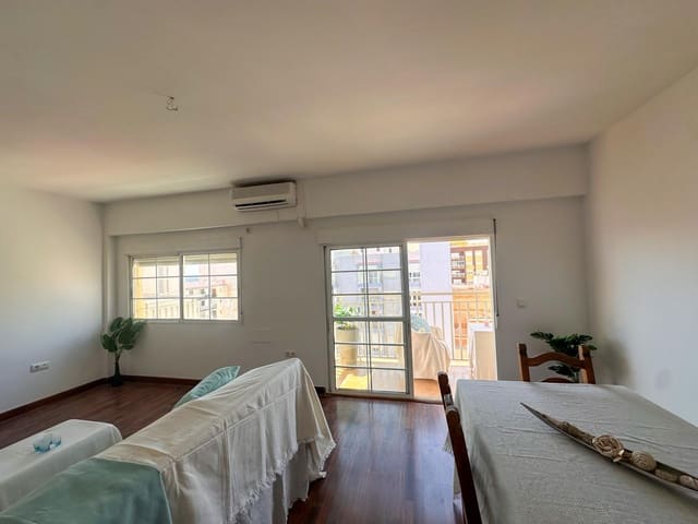 3 bedroom Flat for sale in Ciudad Jardín - Tagarete - El Zapillo, Almería city - € 243,500 (Ref: 9897330)
