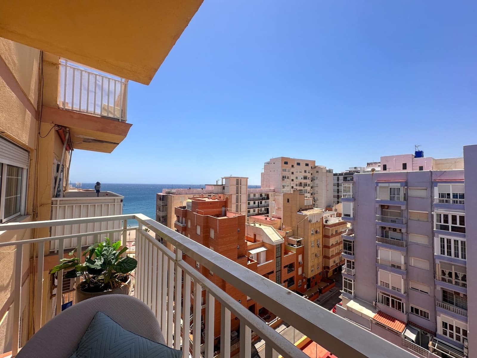 3 bedroom Flat for sale in Almeria city - € 243,500 (Ref: 9897330)