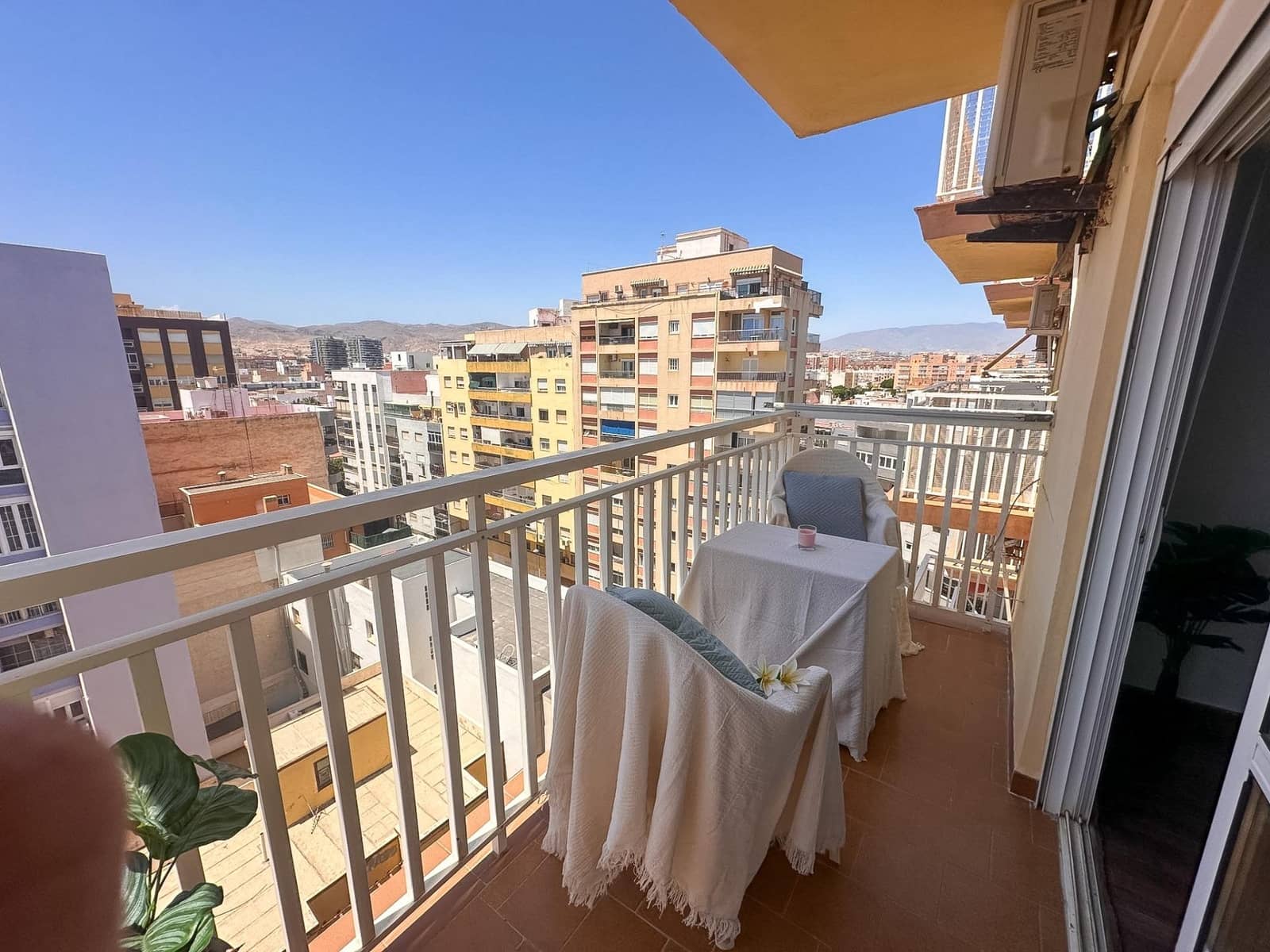 3 bedroom Flat for sale in Almeria city - € 243,500 (Ref: 9897330)