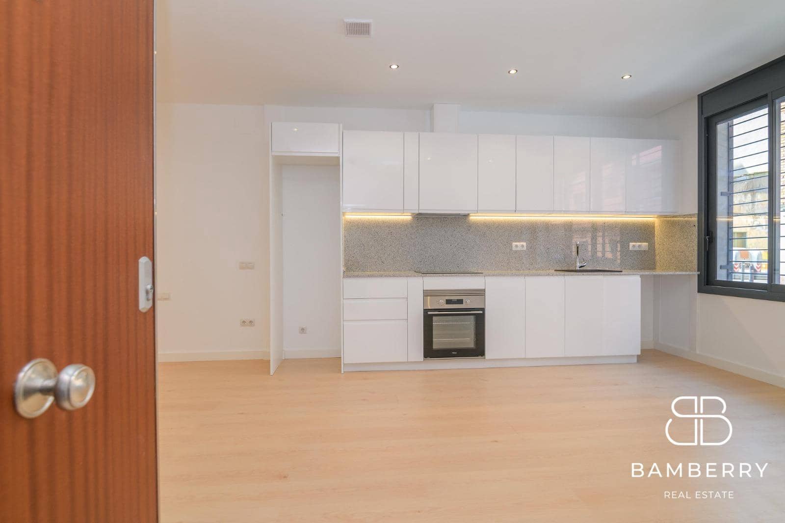 1 slaapkamer Loft te koop in Sant Boi de Llobregat - € 205.000 (Ref: 10043101)