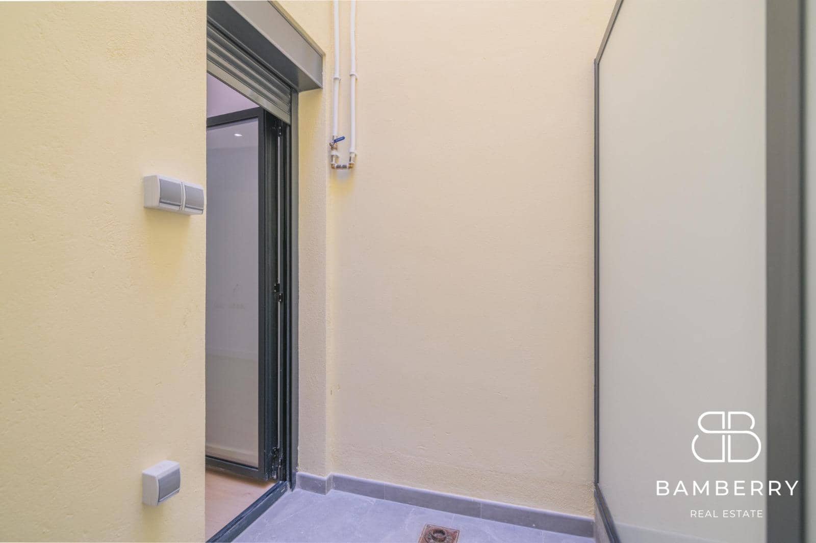 1 chambre Loft à vendre à Sant Boi de Llobregat - 205 000 € (Ref: 10043101)