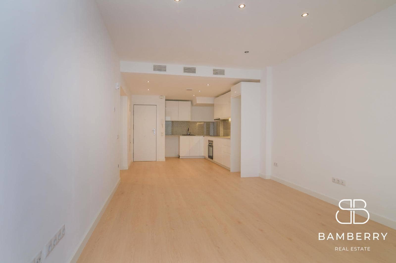 2 soveværelse Lejlighed til salg i Sant Boi de Llobregat - € 310.000 (Ref: 10043102)