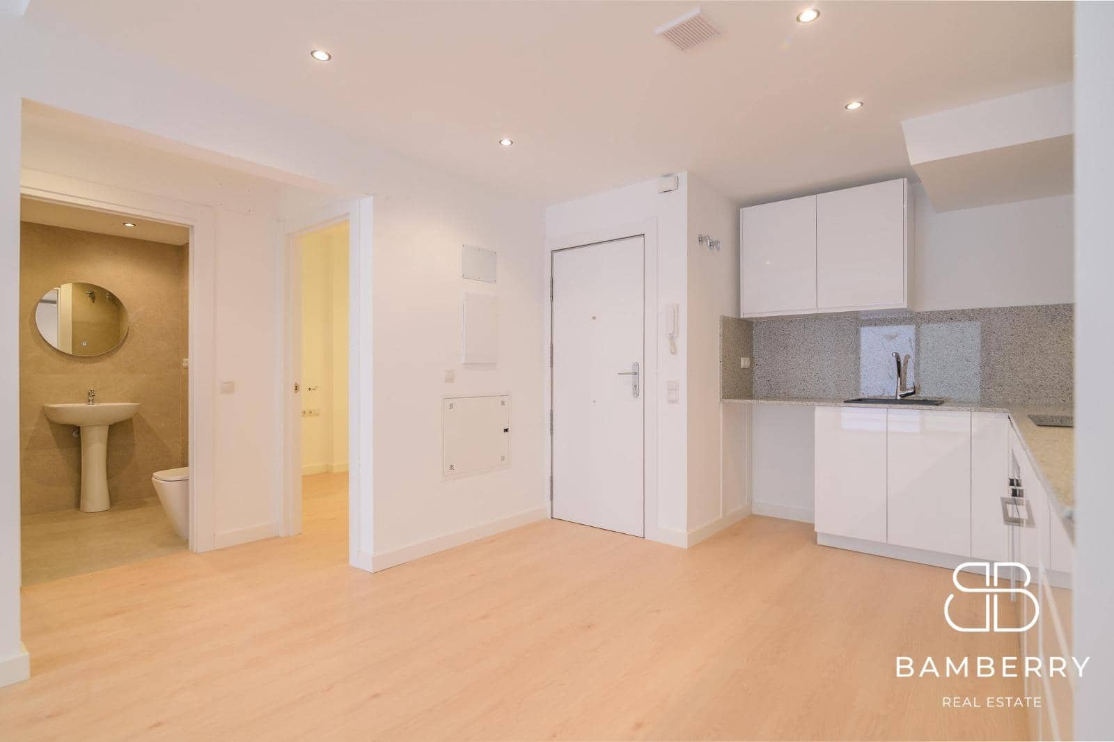 2 soveværelse Lejlighed til salg i Sant Boi de Llobregat - € 310.000 (Ref: 10043102)