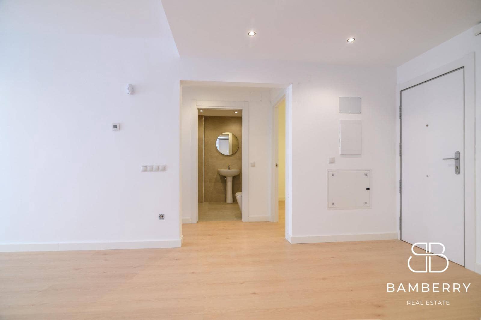 2 soveværelse Lejlighed til salg i Sant Boi de Llobregat - € 310.000 (Ref: 10043102)
