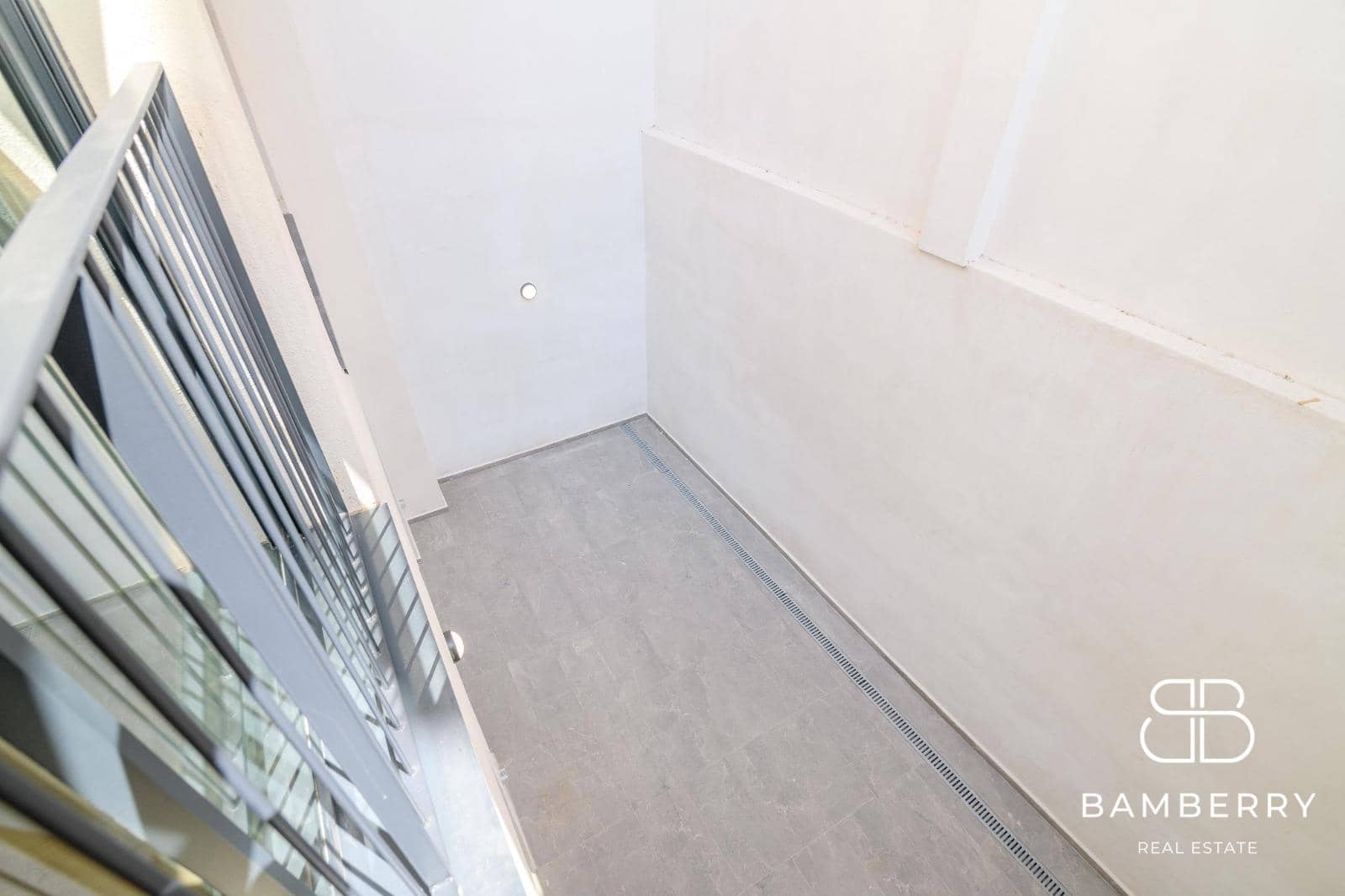 2 soveværelse Lejlighed til salg i Sant Boi de Llobregat - € 310.000 (Ref: 10043102)