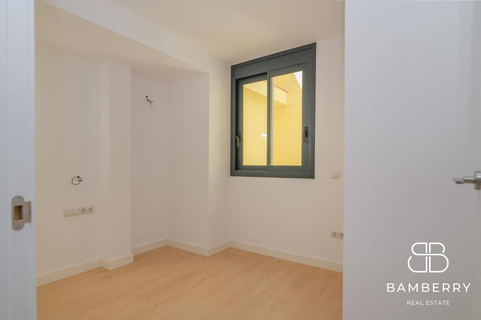 2 sypialnia Mieszkanie na sprzedaż w Sant Boi de Llobregat - 279 000 € (Ref: 10044877)