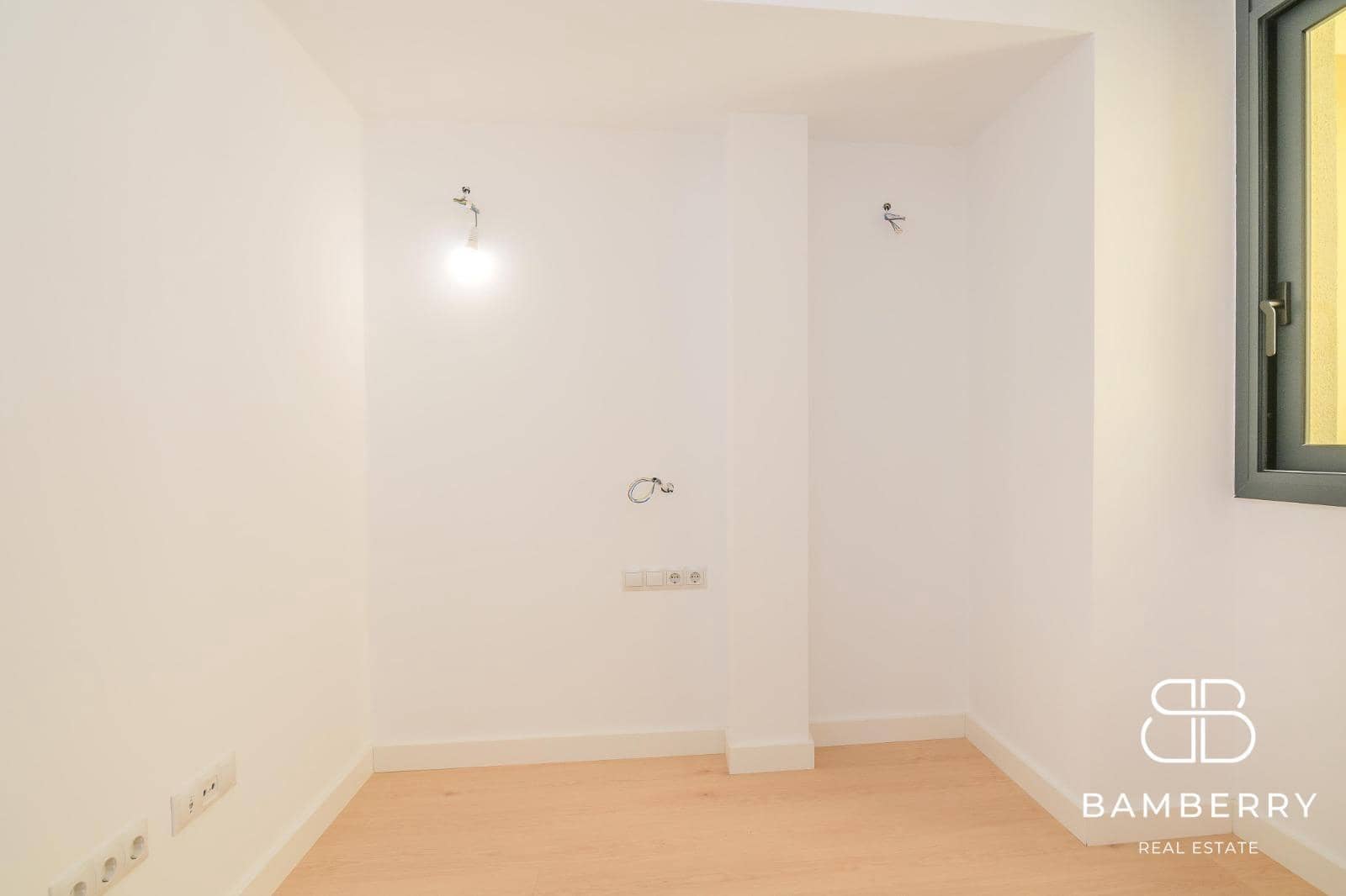 2 sypialnia Mieszkanie na sprzedaż w Sant Boi de Llobregat - 279 000 € (Ref: 10044877)