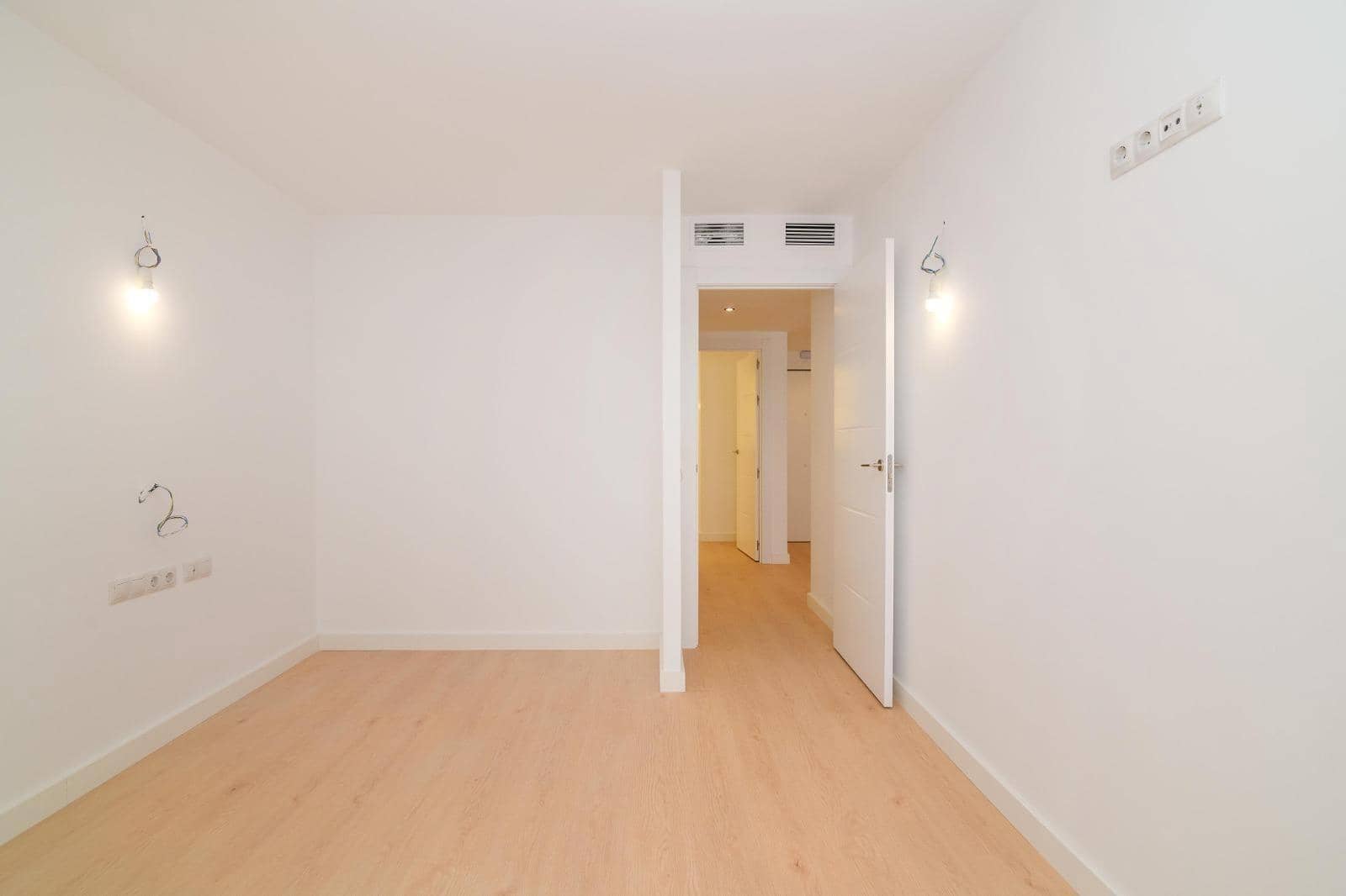 Piso de 2 habitaciones en Sant Boi de Llobregat en venta - 269.000 € (Ref: 10044877)