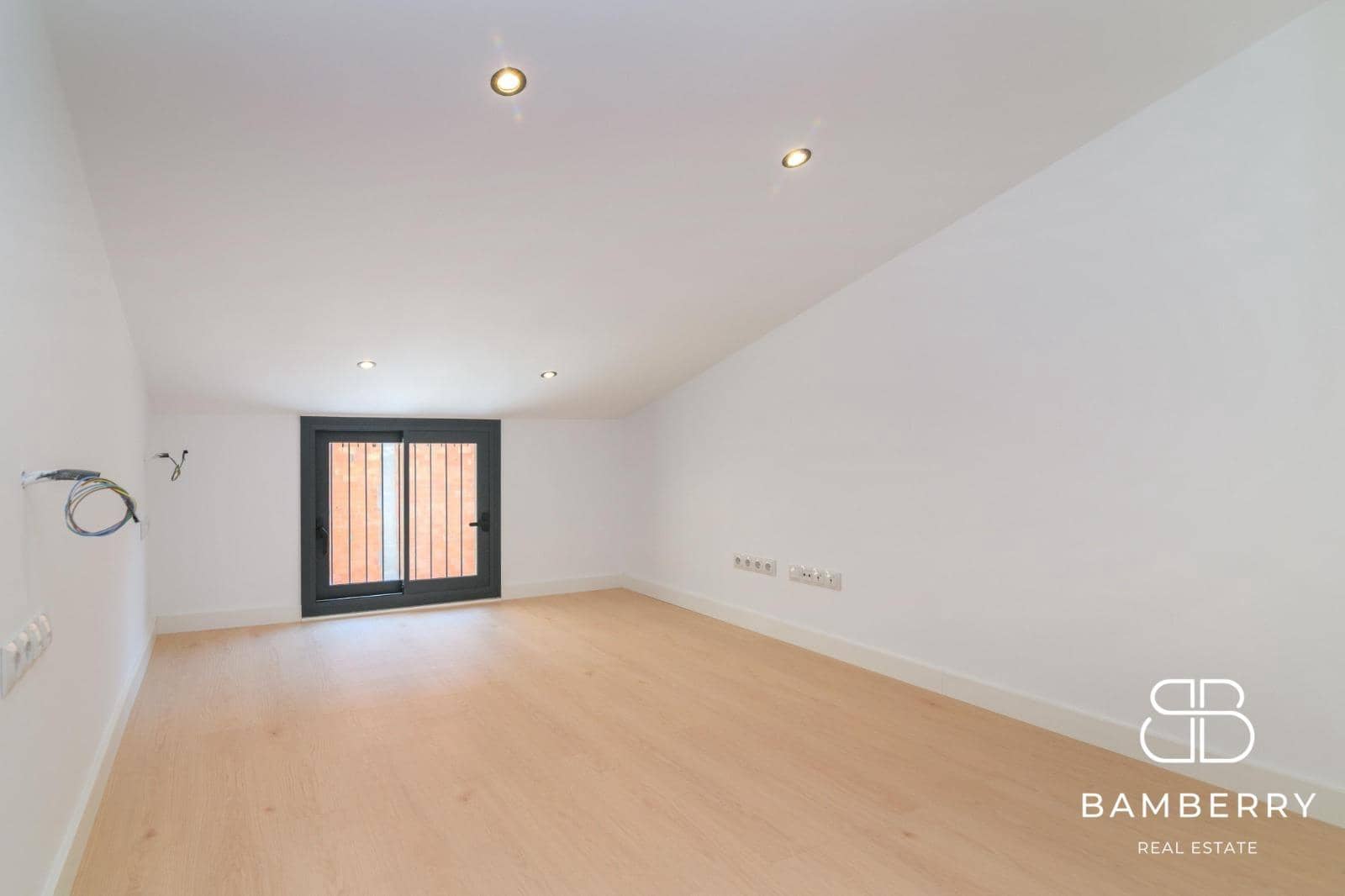 3 sypialnia Penthouse na sprzedaż w Sant Boi de Llobregat - 435 000 € (Ref: 10047401)