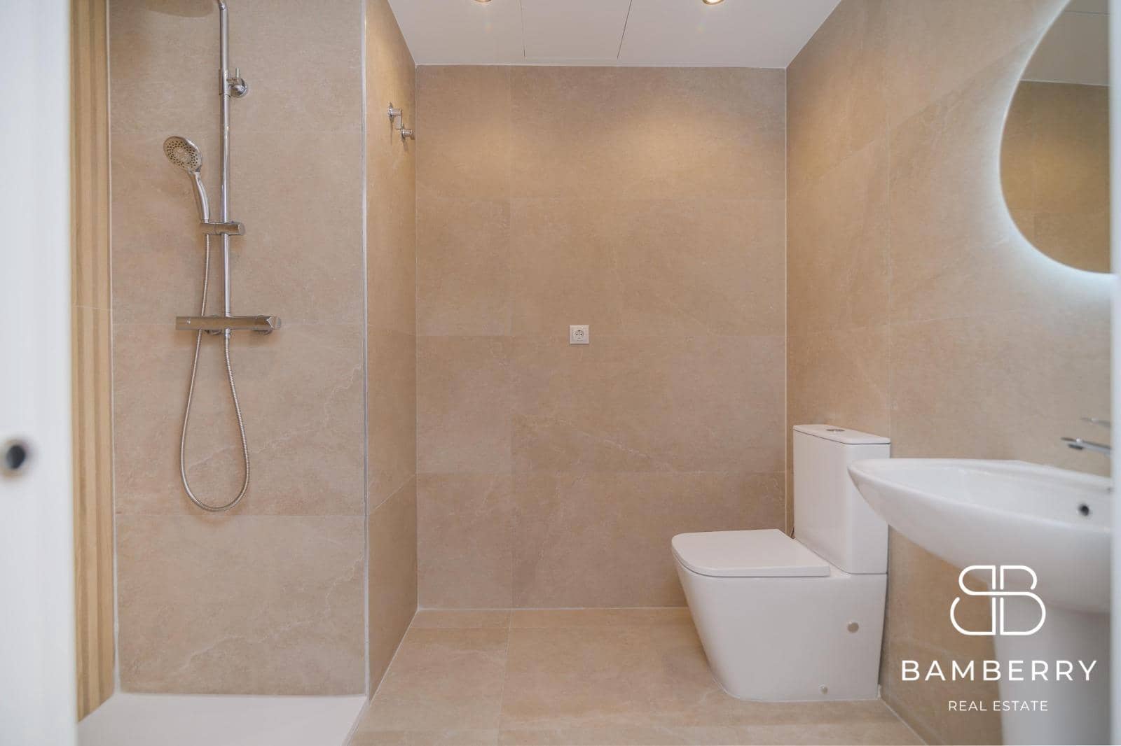 3 sypialnia Penthouse na sprzedaż w Sant Boi de Llobregat - 435 000 € (Ref: 10047401)