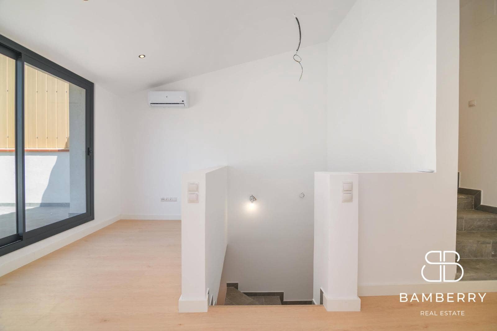 3 sypialnia Penthouse na sprzedaż w Sant Boi de Llobregat - 435 000 € (Ref: 10047401)